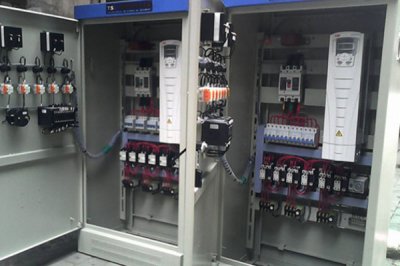 如何選擇合適的濟南變頻柜產品